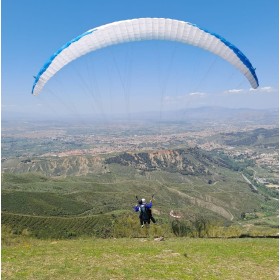VOLAR EN PARAPENTE BIPLAZA EN GRANADA Y SIERRA NEVADA
