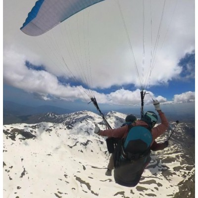 VUELO CON PARAPENTE BIPLAZA LOS PICOS DE SIERRA NEVADA