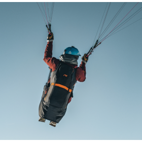 NIVIUK KOOPER P ARNÉS Y MOCHILA DE PARAPENTE IDEAZL PARA HIKE AND FLY